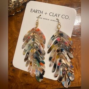 🎅🏻♥️Fabulous Resin Confetti Earrings by Earth + Clay Co.!♥️🎅🏻
